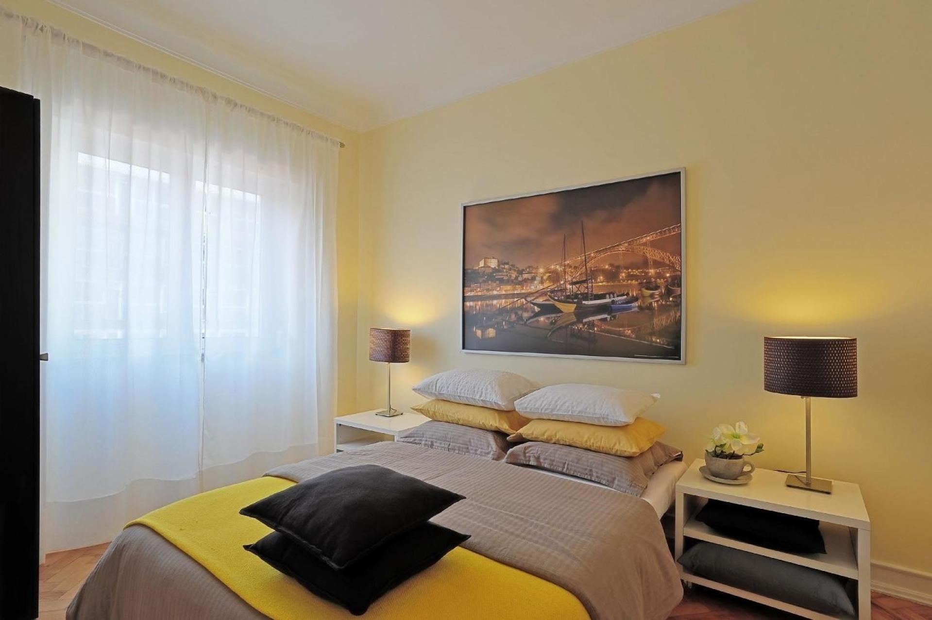 Studio Fuer 11 Personen Und 1 Kind In Lissabon, Regio De Costa De - B58323 Lissabon